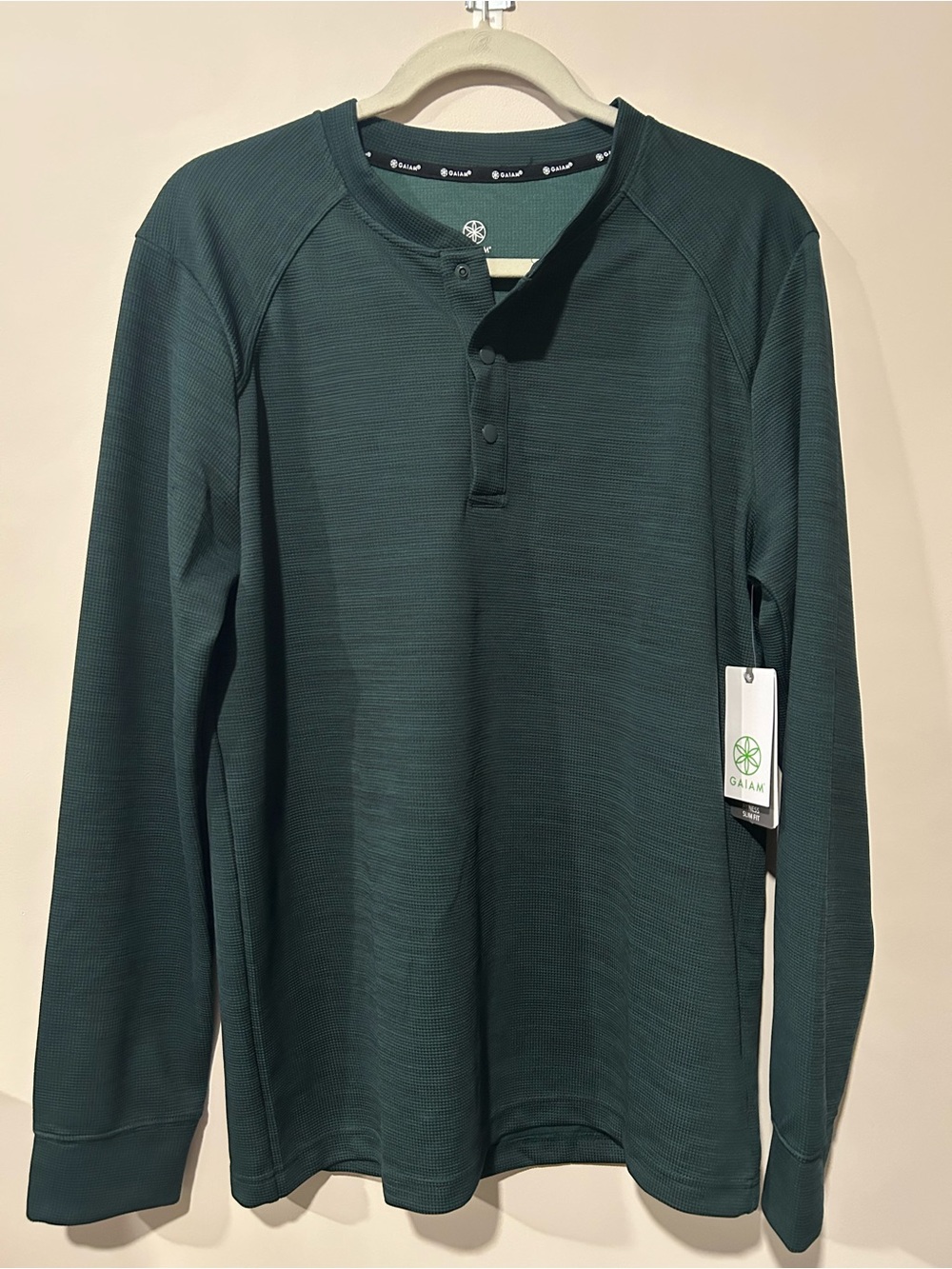 GAIAM Men's  Long-Sleeve Henley Shirt
